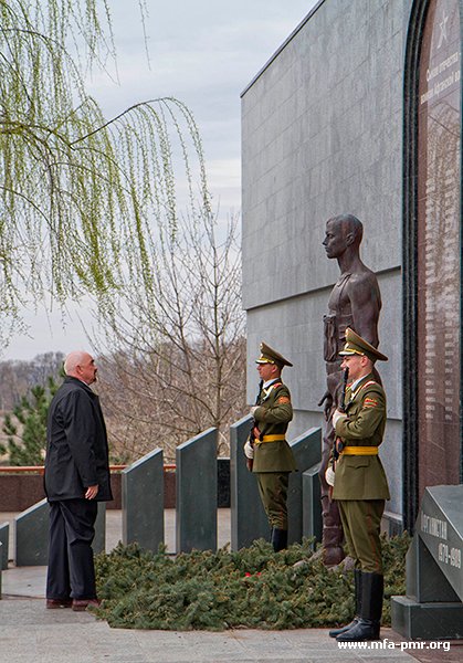 Commemorative Events Dedicated to the 67th Anniversary of Tiraspol’s Liberation from German-Romanian Invaders Take Place in the PMR’s Capital Commemorative Events Dedicated to the 67th Anniversary of Tiraspol’s Liberation from German-Romanian Invaders Take Place in the PMR’s Capital