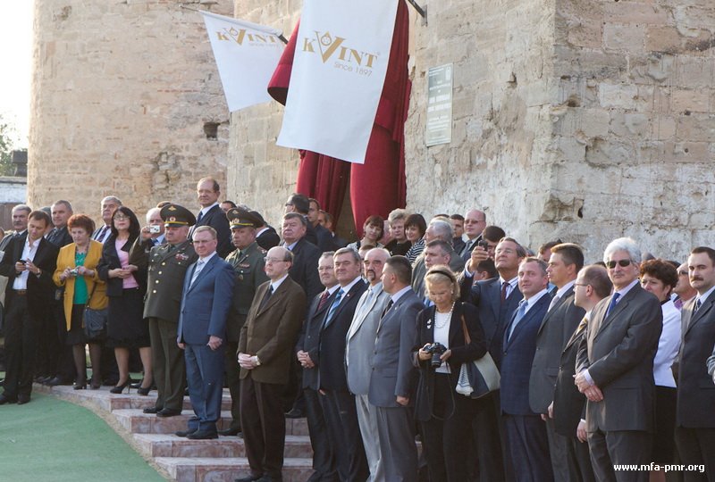 Bendery Fortress Hosts Unveiling of Bust to Field-Marshal-General Pyotr Khristianovich Wittgenstein and Presentation of Cognac “Duke Wittgenstein” Bendery Fortress Hosts Unveiling of Bust to Field-Marshal-General Pyotr Khristianovich Wittgenstein and Presentation of Cognac “Duke Wittgenstein”