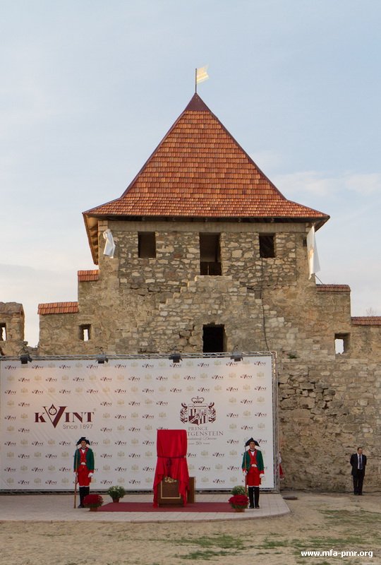 Bendery Fortress Hosts Unveiling of Bust to Field-Marshal-General Pyotr Khristianovich Wittgenstein and Presentation of Cognac “Duke Wittgenstein” Bendery Fortress Hosts Unveiling of Bust to Field-Marshal-General Pyotr Khristianovich Wittgenstein and Presentation of Cognac “Duke Wittgenstein”