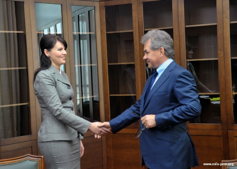 Nina Shtanski Meets with Sergey Shoigu Nina Shtanski Meets with Sergey Shoigu