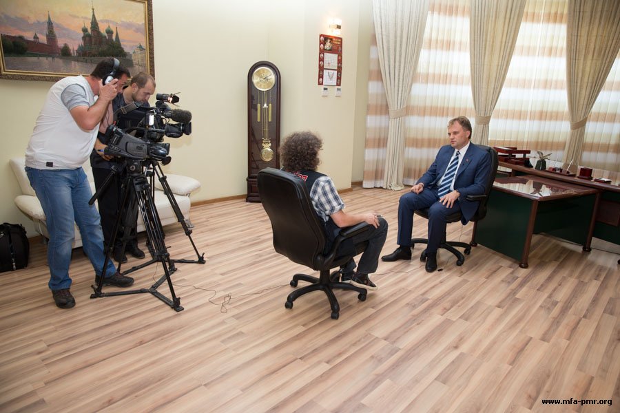 Президент Приднестровья ответил на вопросы украинского телеканала «Первая Столица» Президент Приднестровья ответил на вопросы украинского телеканала «Первая Столица»